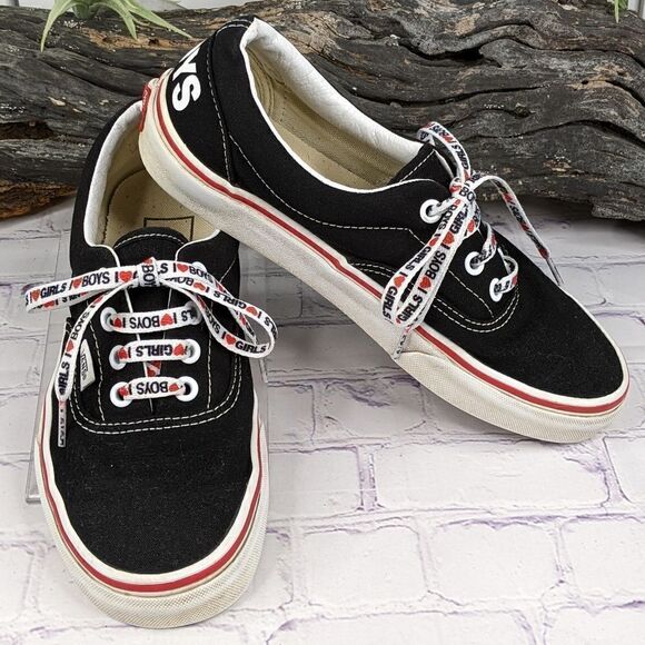 Vans I Heart Era in Black/True White "I ❤️ GIRLS" "I ❤️ BOYS" Skate Shoe Sneaker - Picture 1 of 8